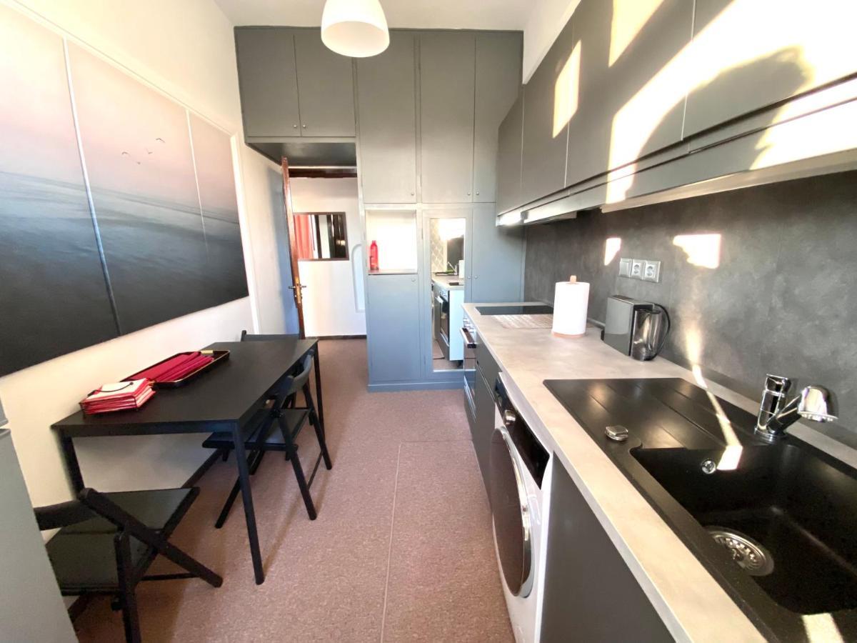 Classic 2 Bedroom Apartment Next To Metro - Marousi Атина Екстериор снимка