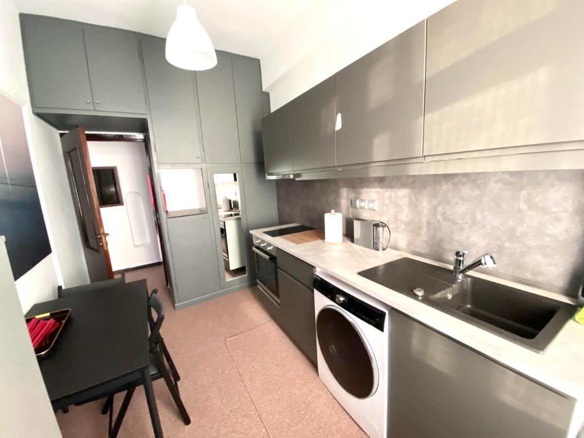 Classic 2 Bedroom Apartment Next To Metro - Marousi Атина Екстериор снимка